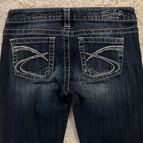 Silver Tuesday Jeans size 28 x 33 excellent condition - Picture 6 of 7